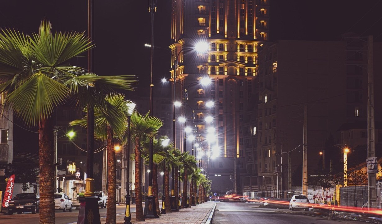 تصویر گلهشر سرخ‌رود