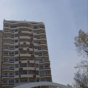 خرید آپارتمان ساحلی مبله در سرخرود خط دریا ارزان و اقساطی